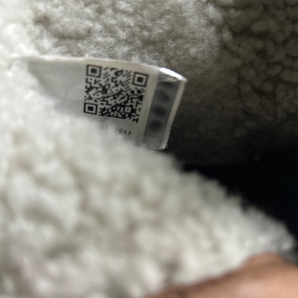 UGG Tan Suede Genuine Sheepskin Leather Heeled Ankle Boots size 10 - Picture 14 of 16